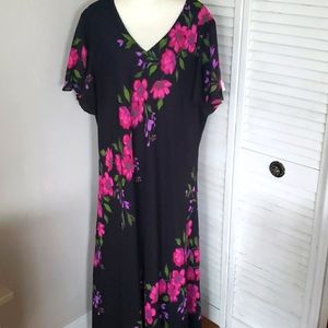 Black & Pink Floral Dress, Plus Size 34W